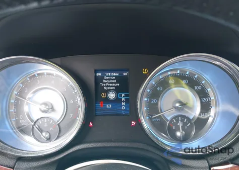 2012 Chrysler 300 Limited из США, поврежденный, VIN 2C3CCACGXCH224111